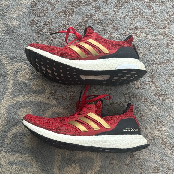ADIDAS X GAME OF THRONES HOUSE LANNISTER ULTRABOOST SHOES 8.5 - Picture 4 of 11